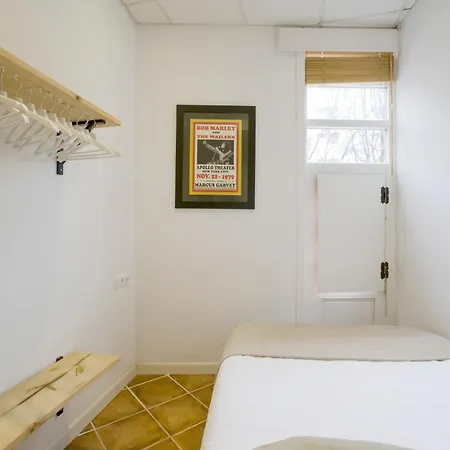 Puerta Del Camino 1 *