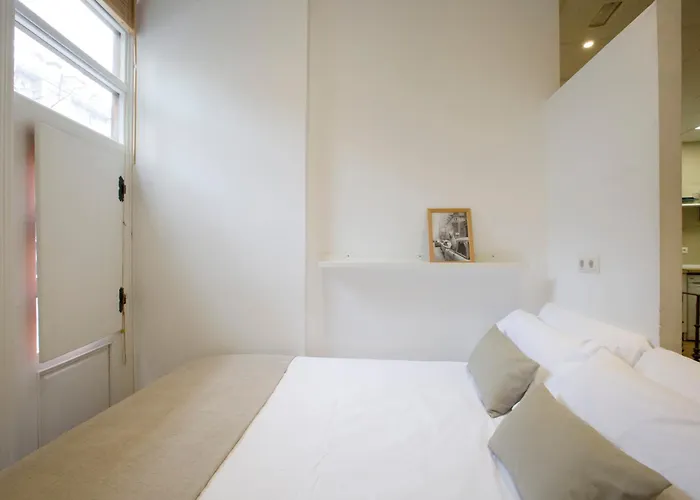 Puerta Del Camino 1 *